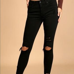 Lulus black distressed skinny jeans